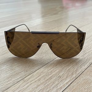 Fendi 140mm Logo Lens Shield Sunglasses